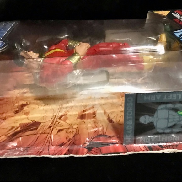 DC Universe Shazam Wave 6 Figure 5 2008 - Picture 4 of 6